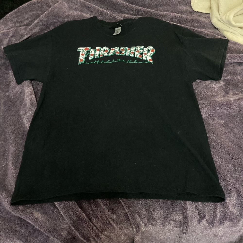 Size L Rose and Vine Thrasher T Shirt